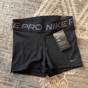 Black Nike Pro Tight Fit 3” Size Small
